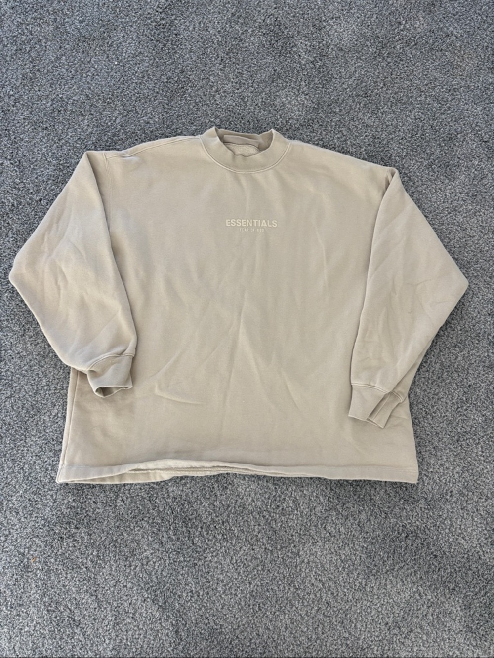ESSENTIALS Crewneck Sweatshirt in Khaki Beige